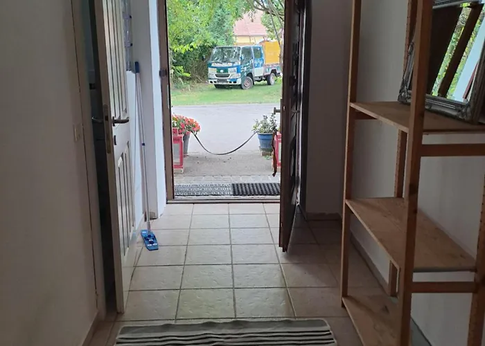 Wohnen Mit Garten Lillys 3 Oder Julis 1 Lejlighed